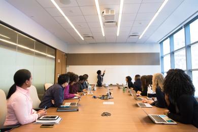 Empresa trabajo en equipo reunión